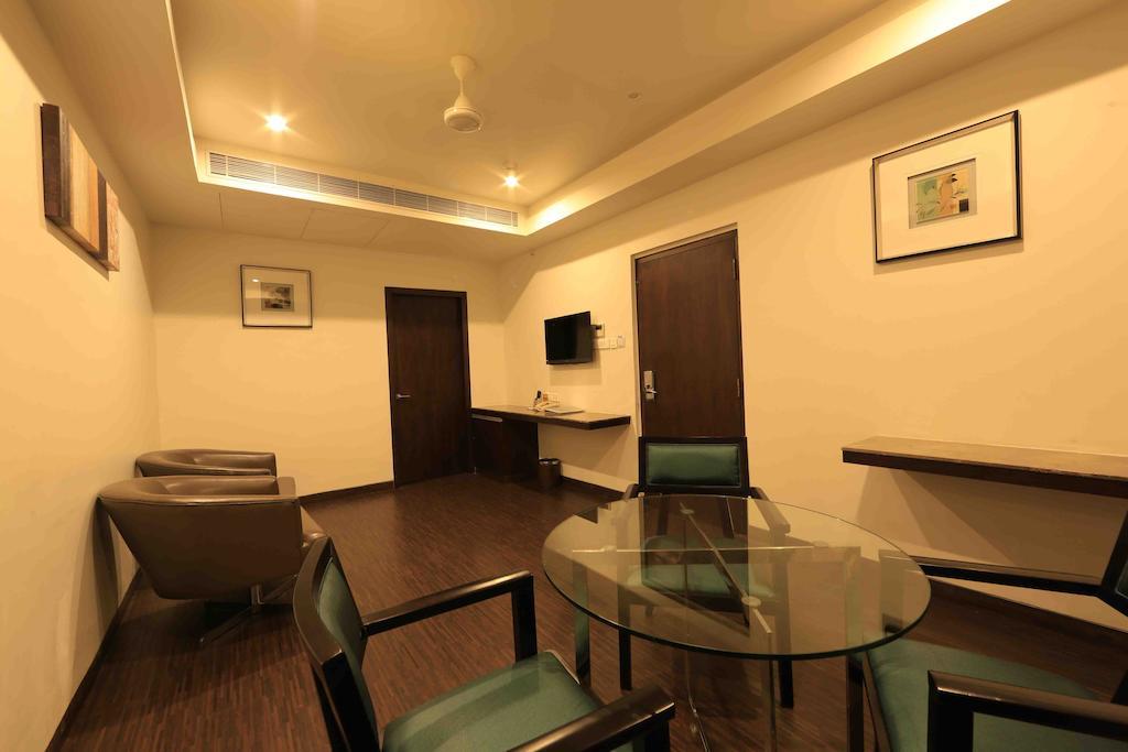 Hotel Regalia Tirupati Extérieur photo